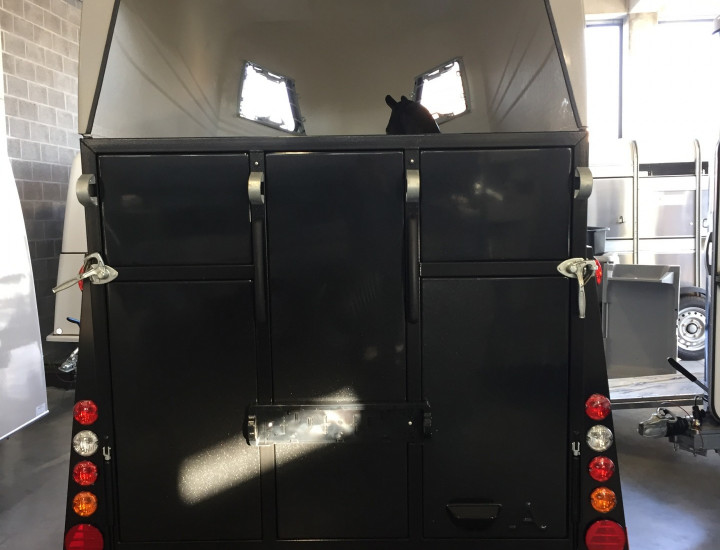 nieuwe-aanhangwagens