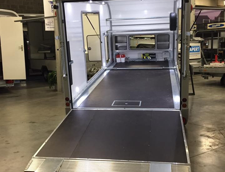 nieuwe-aanhangwagens